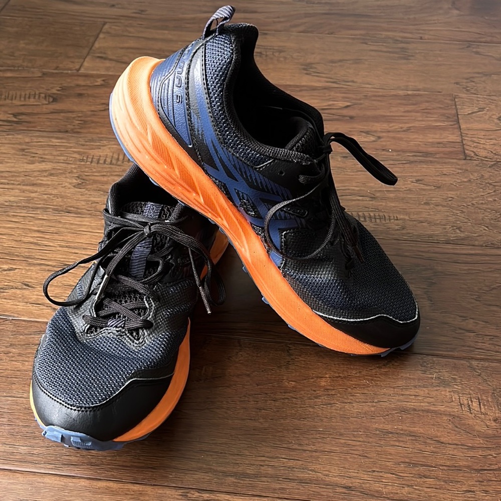ASICS gel Sonoma 6